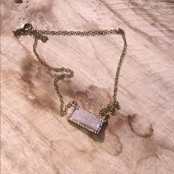 Jewelry - Gemstone necklace